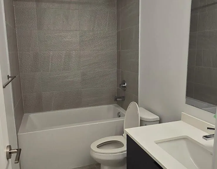 5105 Hurontario St #603 — Photo 12