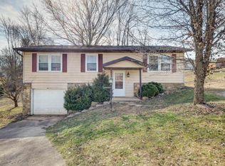 111 E Cooper Ct, Ellettsville, IN
