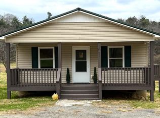 647 Eagle Bottom Rd, Fries, VA 24330