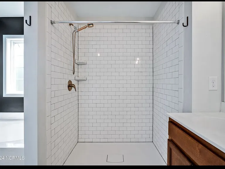 440 Pebble Shore Dr — Photo 22