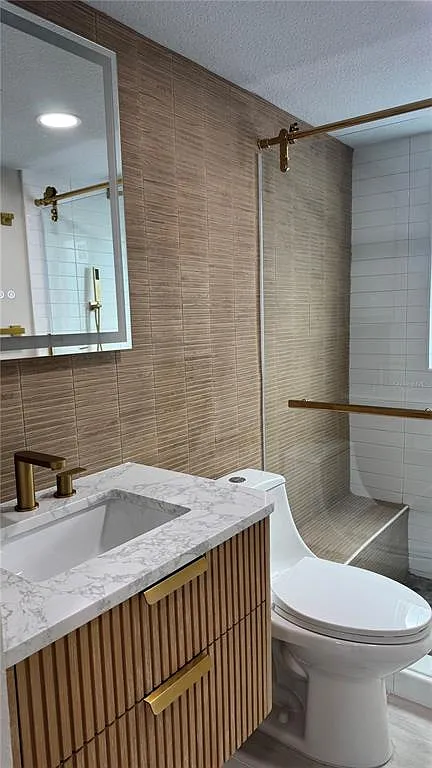 1 bed, 1.0 bath, 700 sqft, $2,300 — Photo 1