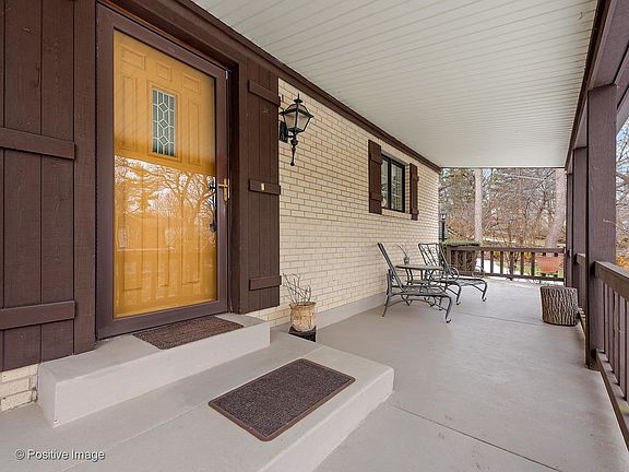 5th image of 12 Muirwood Dr