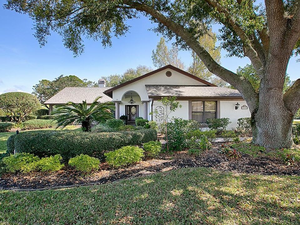 1st image of 39234 Treeline Dr