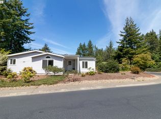 499 Sherwood Loop, Florence, OR 97439