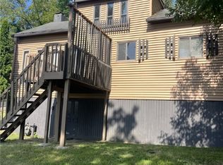 9363 Peebles Rd, Allison Park, PA 15101