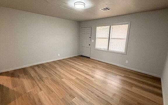 4th image of 3214 S Saint Clair Ave