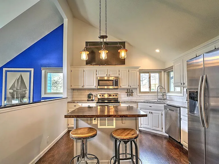 1329 Scott Rd — Photo 18