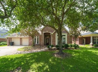 322 Bridge Crest Blvd, Houston, TX 77082