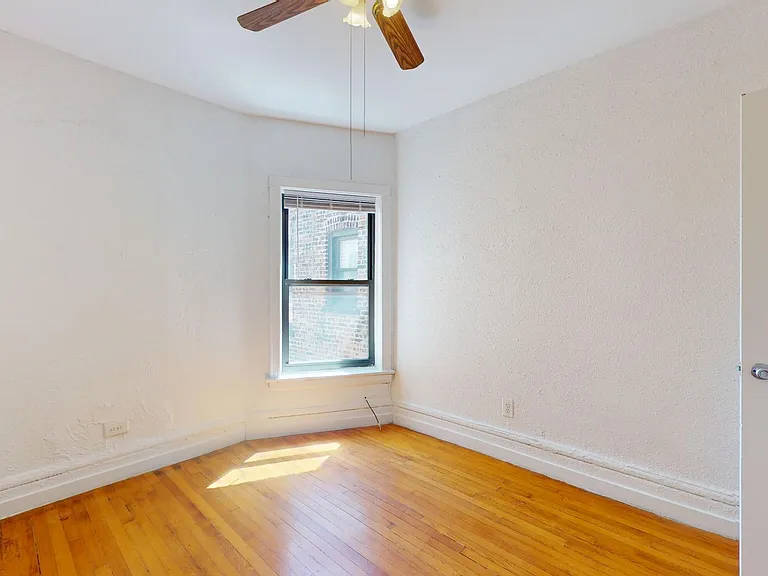 1515 E. 54th Street — Photo 13