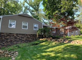 24 Fairview Ter, Wayne, NJ 07470