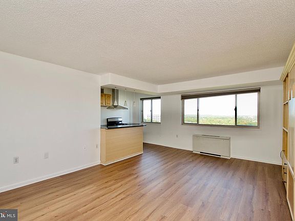 4th image of 2500 N Van Dorn St APT 1211