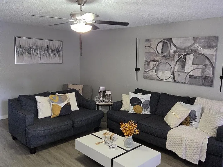 5229 SW 40th Ave #41 — Photo 3