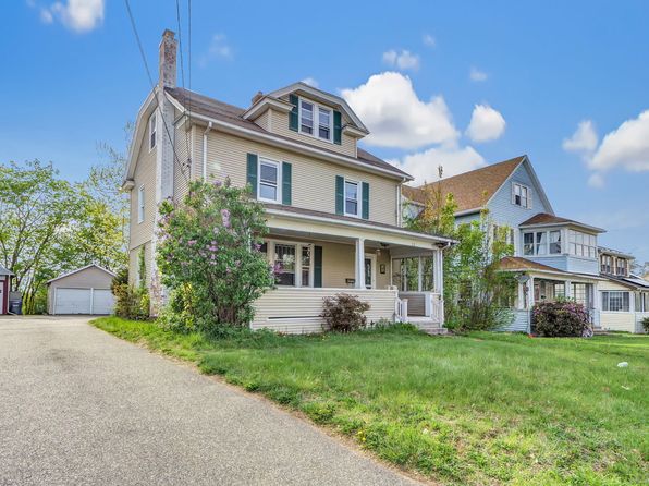 72 Benton St, Manchester, CT 06040