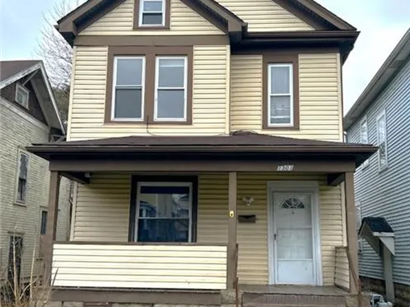 1303 Oregon Ave, Steubenville, OH 43952