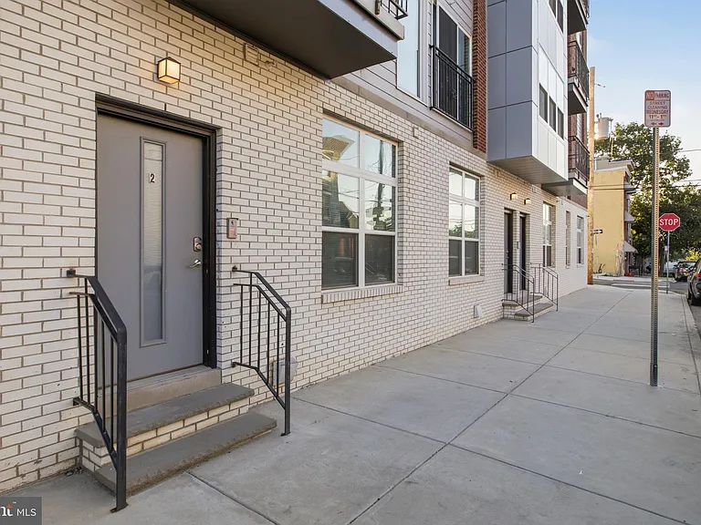 2500 N Mascher St #2 — Photo 18