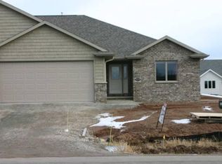 1209 Pinecrest Blvd, Appleton, WI 54915