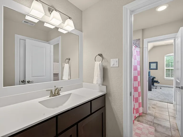 29802 Norwood Canyon Ln — Photo 32