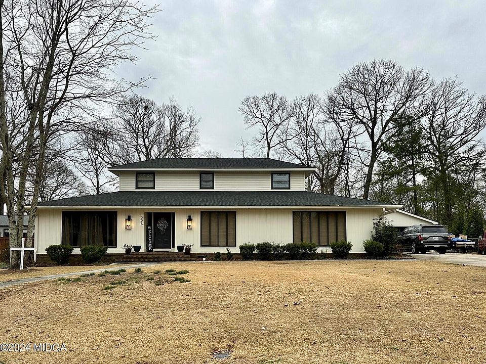 1st image of 306 Tarrasa Dr