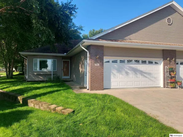705 White Feathers Ct, Arlington, NE 68002