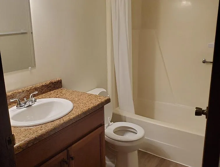 2700 Cleveland Rd #8C — Photo 3