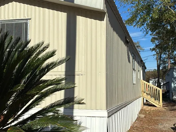 102 Great Lakes St, Tallahassee, FL 32305