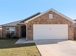 8101 Sunflower Way, Fort Smith, AR 72916
