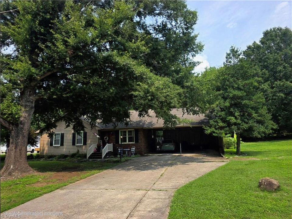 1st image of 352 Walter Chambers St