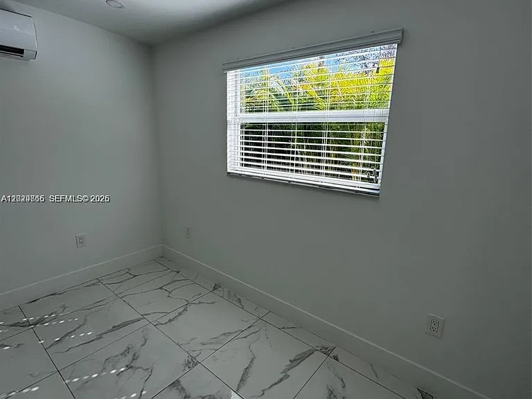 9600 SW 164th St #1 — Photo 5
