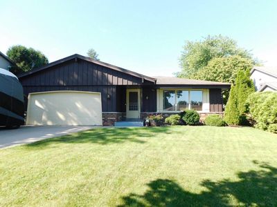 513 Partridge COURT, Pewaukee, WI, 53072