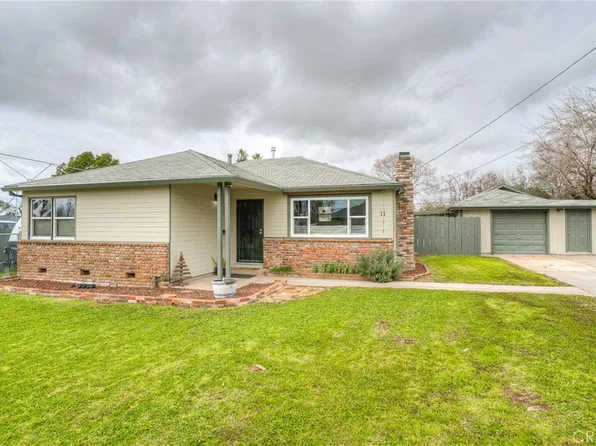 11 La Palma Dr, Oroville, CA 95965