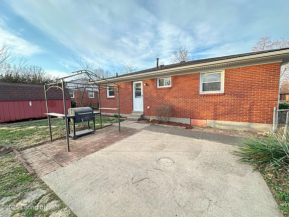 5th image of 6604 N North Dr