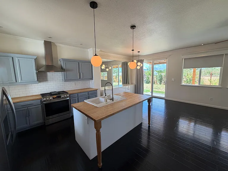 12380 Camel Rock Dr — Photo 3