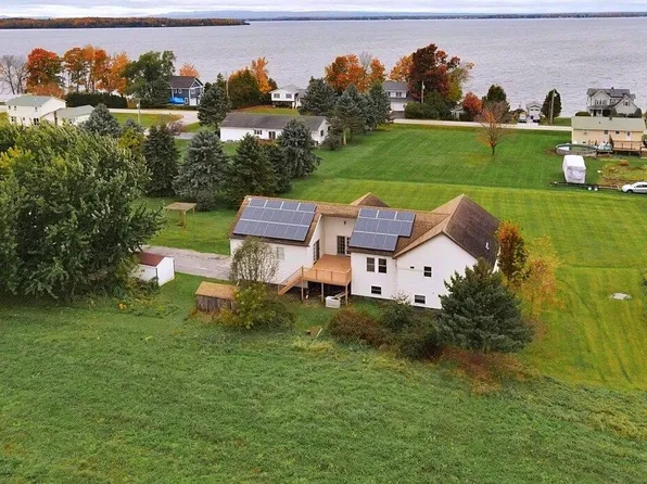 83 Adirondak Drive, Swanton, VT 05478