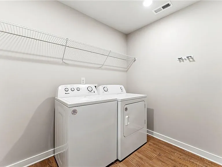1905 Westwind St — Photo 13