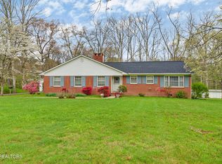 96 Mimosa Ln, Crossville, TN 38572