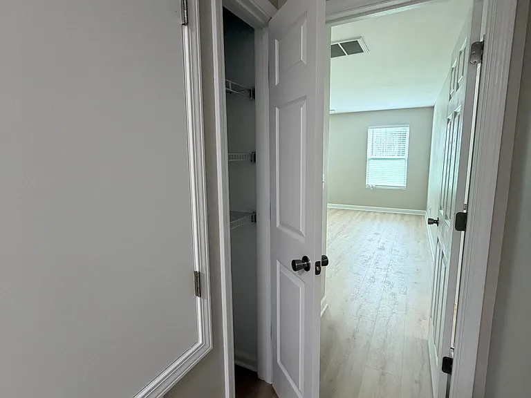 3963 Heather View Ln — Photo 8