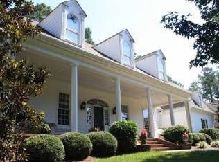 4604 Greenbreeze Ln, Fuquay Varina, NC 27526