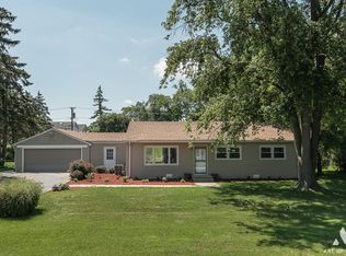 8331 Hillcrest Dr, Orland Park, IL