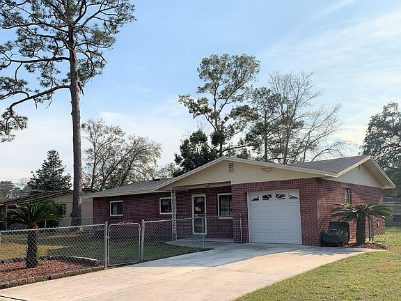 2nd image of 8342 Barracuda Rd