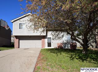 6720 N 111th St, Omaha, NE 68164