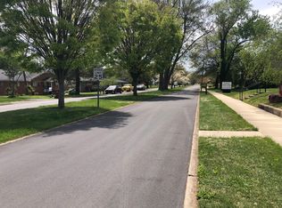 604 E Oakland Ave #4, Johnson City, TN 37601