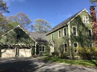 14 Hillcrest Rd, Beverly, MA 01915