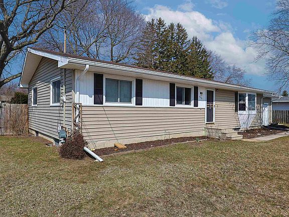 4th image of 2975 Continental Dr