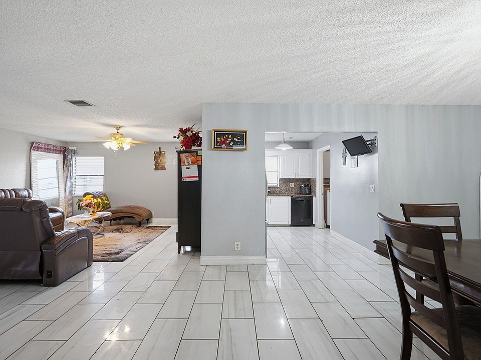 1st image of 1301 SW 75th Avenue