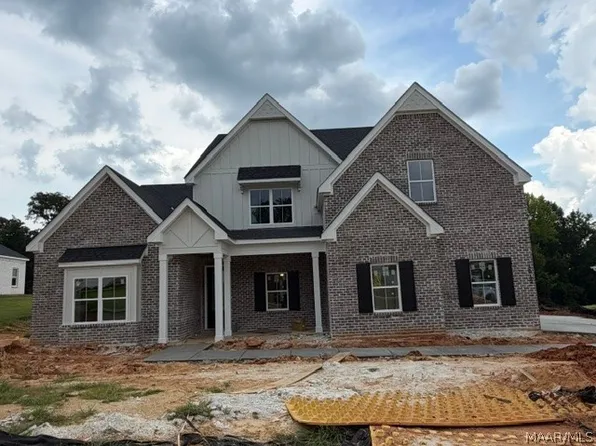 1012 Sunfield Dr, Prattville, AL 36066