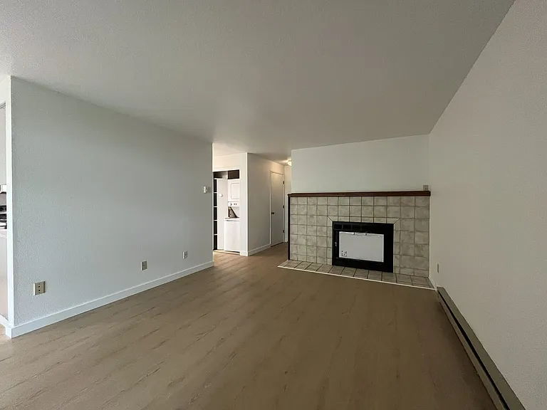 4634 SW Vermont St #4 — Photo 11