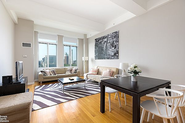 1st image of 85 Adams St APT 16C