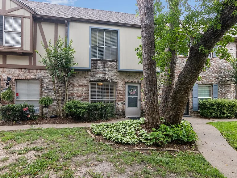 14715 Barryknoll Ln #145 — Photo 19