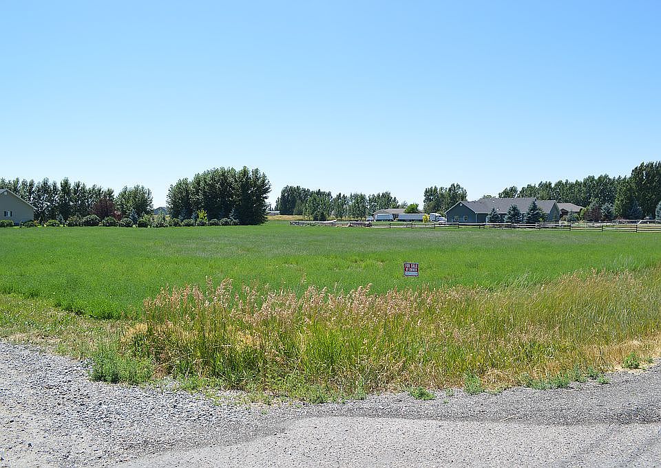 1st image of 3818 W Highway 33