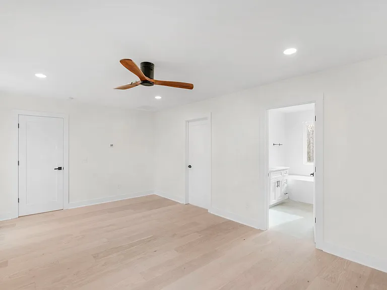4924 Parkwood School Rd — Photo 9